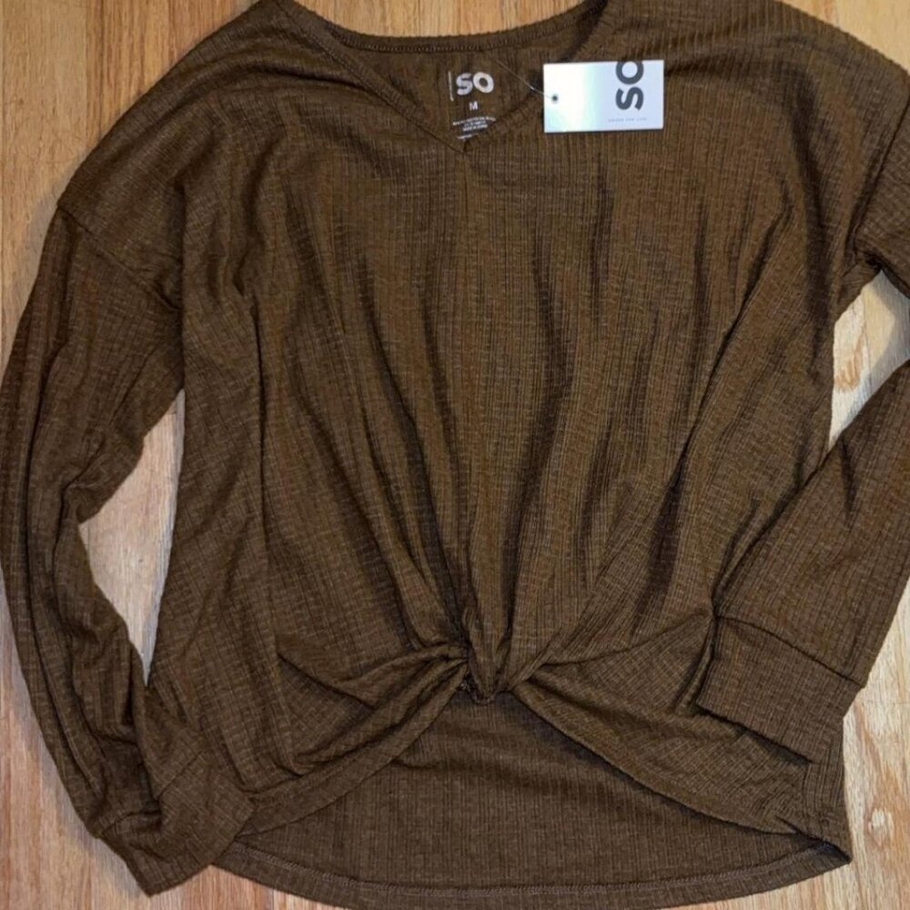 Brand new with tags "So" brown long sleeve top with scrunch in front - Picture 1 of 2